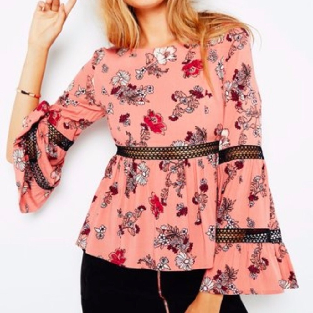 Minkpink Floral Crochet Bell Sleeve Cropped Blouse - Picture 7 of 7